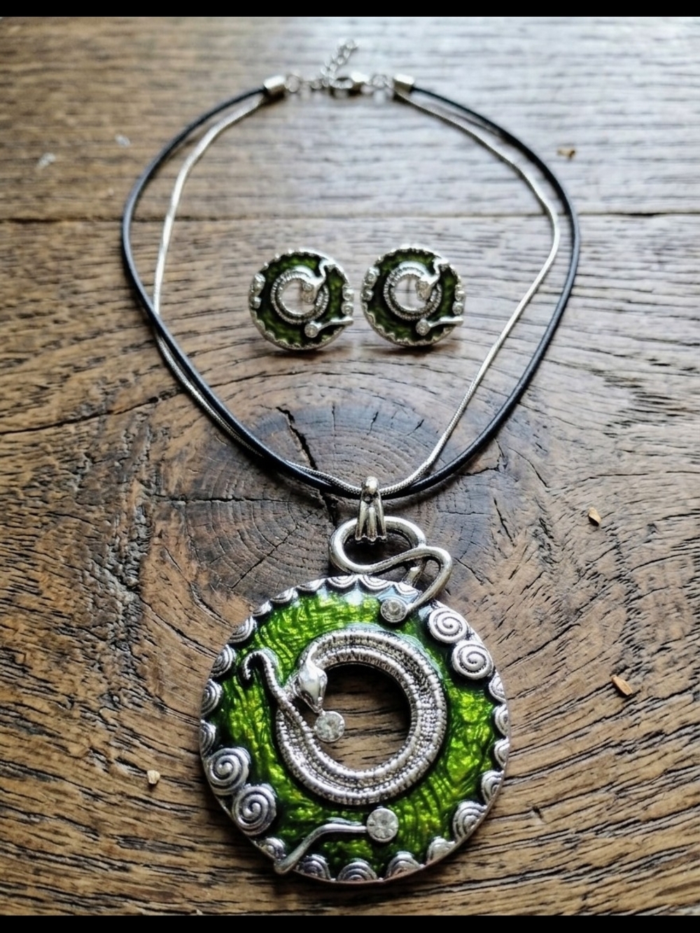 Silver Tone Green Enamel Snake Pendant Necklace And Earrings Jewelry Set